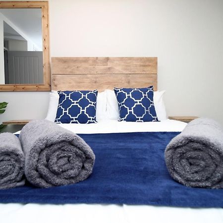 Sleeps 6, Smart Tv'S, Parking Swansea & Morriston Hospital Apartment Exterior photo