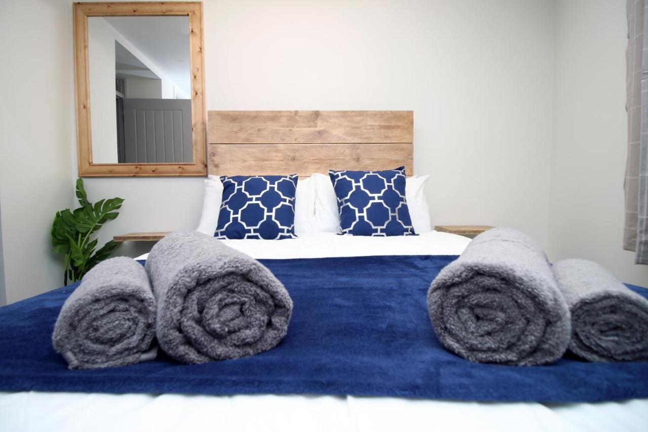 Sleeps 6, Smart Tv'S, Parking Swansea & Morriston Hospital Apartment Exterior photo