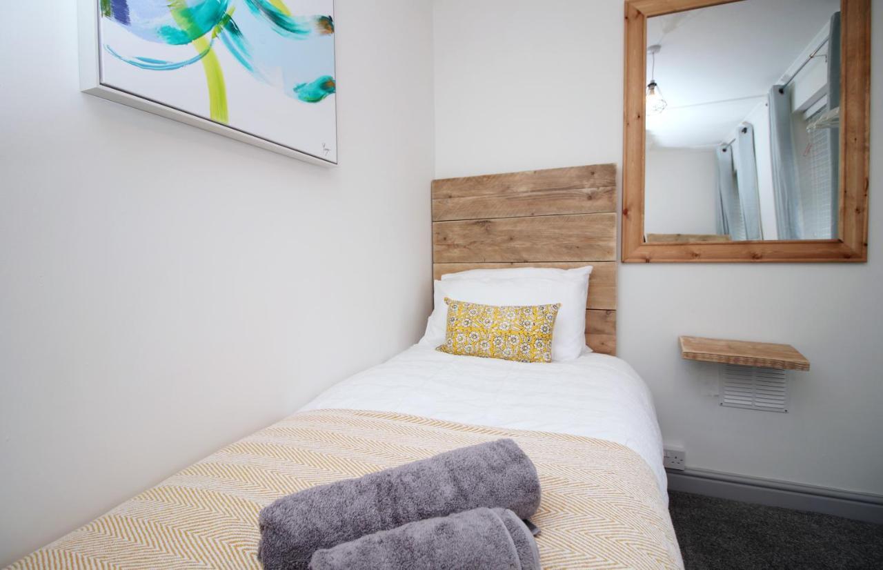 Sleeps 6, Smart Tv'S, Parking Swansea & Morriston Hospital Apartment Exterior photo